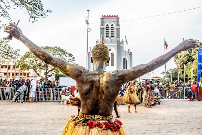 1 yanick folly 6zJHnlgtjhk unsplash xl