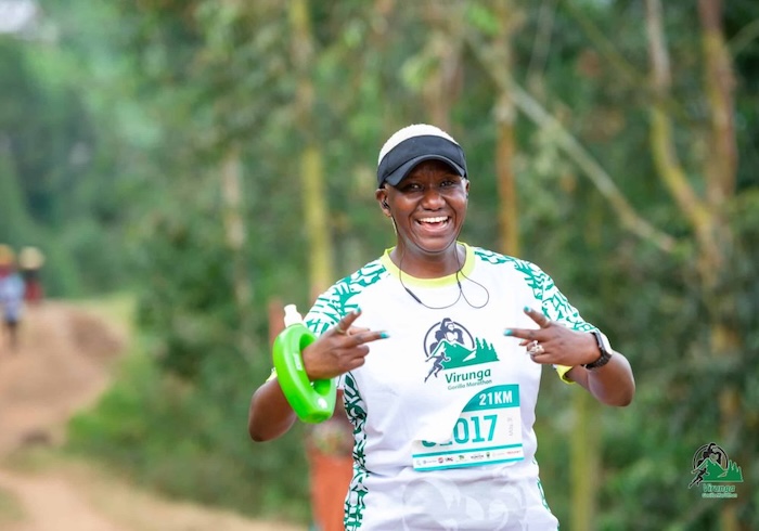 1 Virunga Gorilla 3712 scaled rl5edwx248cjfb78qv52r8r7fzphvb45l3c50e9is8