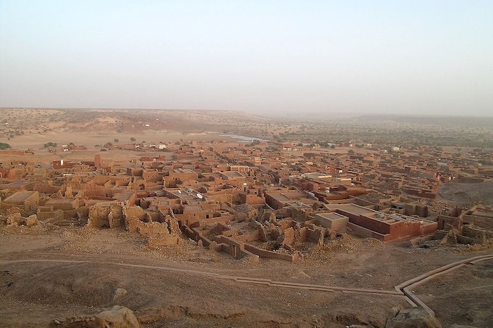 1 ghana empire oualata old town and new ruins can be seen