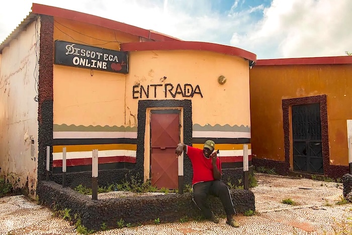 3 bubaque bijagos guine bissau discoteca.jpg1