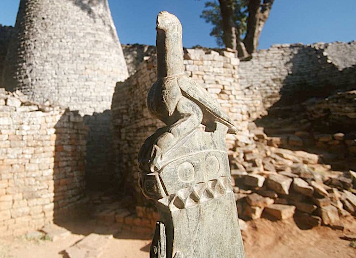 4 zimbabwe bird great zimbabwe ruins zimbabwe 94123086 5c263466c9e77c00010aa0ad