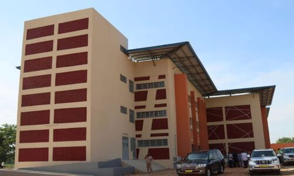 No Burkina Faso, o Centro Universit&aacute;rio de Gaoua passa a ter o estatuto de universidade