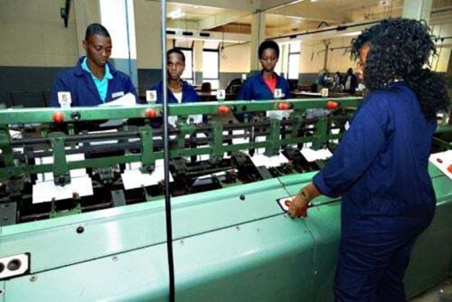 Na C&ocirc;te d&rsquo;Ivoire, a Orange Bank Africa entra na forma&ccedil;&atilde;o profissional.