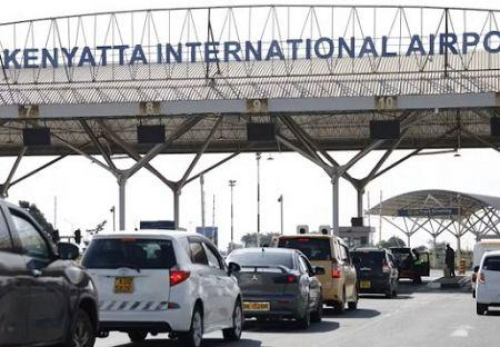 O Qu&eacute;nia procura 1,2 mil milh&otilde;es de d&oacute;lares para o aeroporto de Nairobi, num contexto de crescente concorr&ecirc;ncia regional