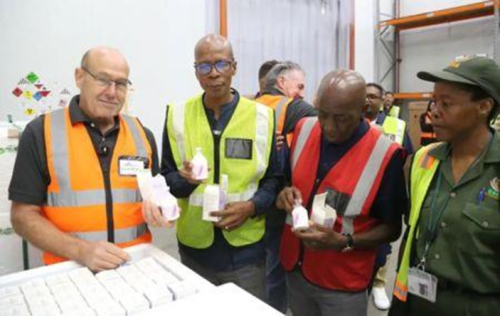 &Aacute;frica do Sul: 1,5 milh&atilde;o de vacinas contra a febre aftosa entregues pela Turquia