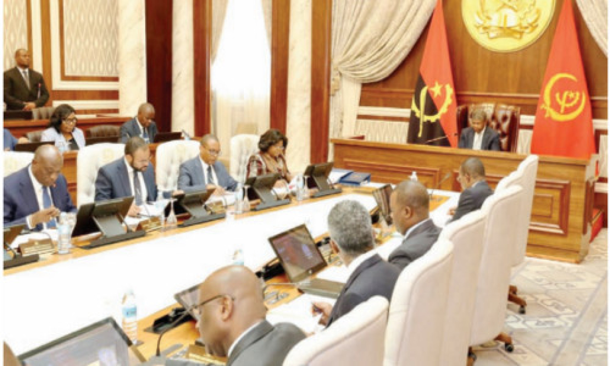 Angola: governo prop&otilde;e or&ccedil;amento para 2026 com redu&ccedil;&atilde;o de 4,7%