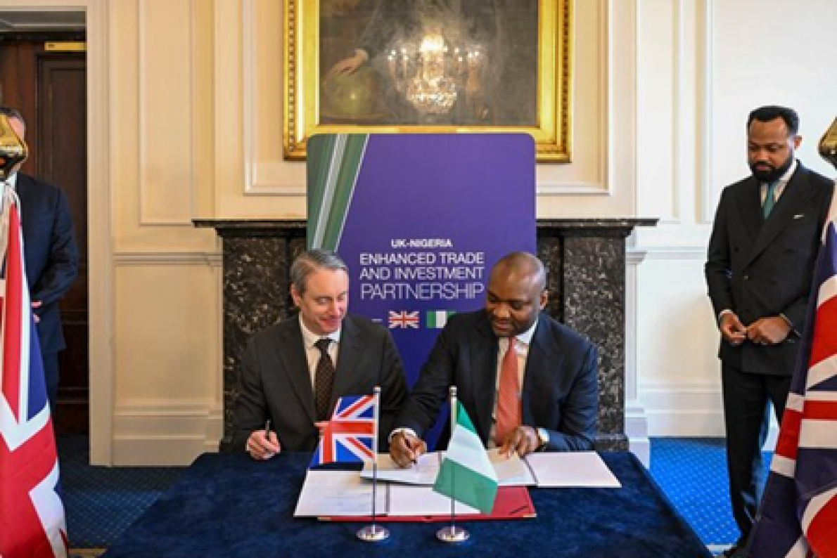 Nig&eacute;ria fecha parceria de quase 500 milh&otilde;es de d&oacute;lares na ind&uacute;stria l&aacute;ctea O Nig&eacute;ria avan&ccedil;a para refor&ccedil;ar a sua produ&ccedil;&atilde;o de latic&iacute;nios.