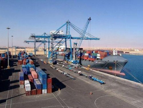 Com o novo terminal do porto de Ain Sokhna, o Egito refor&ccedil;a o seu posicionamento no com&eacute;rcio mar&iacute;timo regional