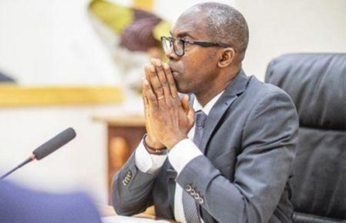 O Gab&atilde;o compromete-se com um novo programa econ&oacute;mico com o FMI