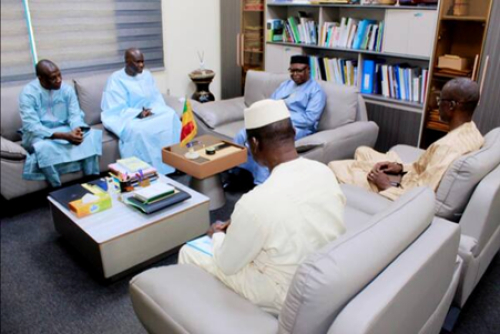 no-mali-o-estado-e-a-orange-lancam-as-bases-para-a-transformacao-digital-das-universidades