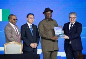 O Nig&eacute;ria adota um plano diretor para modernizar a sua avia&ccedil;&atilde;o civil ao longo de 20 anos