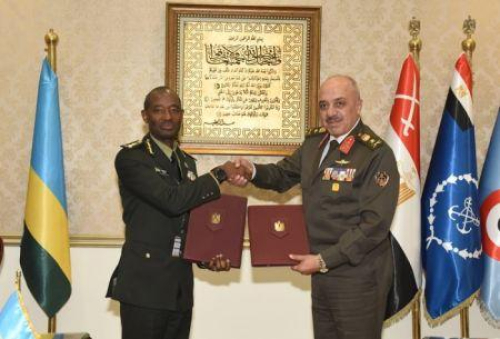Ruanda-Egito: assinam protocolo de acordo em mat&eacute;ria de defesa