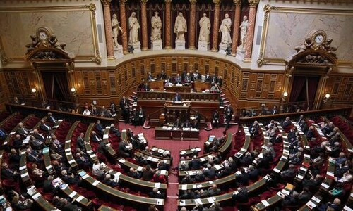 em-franca-a-assembleia-nacional-aprova-a-restituicao-de-bens-culturais-africanos