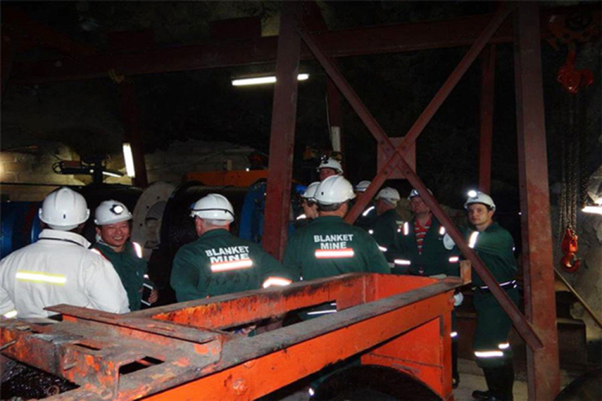 Ouro: apesar de um in&iacute;cio t&iacute;mido, a Caledonia mant&eacute;m a meta de produ&ccedil;&atilde;o para 2026 no Zimbabu&eacute;