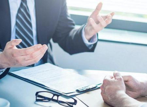 A Rio Tinto confirma discuss&otilde;es preliminares com a Glencore tendo em vista uma poss&iacute;vel aquisi&ccedil;&atilde;o.