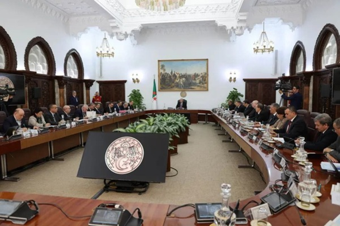 Subsidio de desemprego na Arg&eacute;lia: a ambi&ccedil;&atilde;o social &agrave; prova do terreno