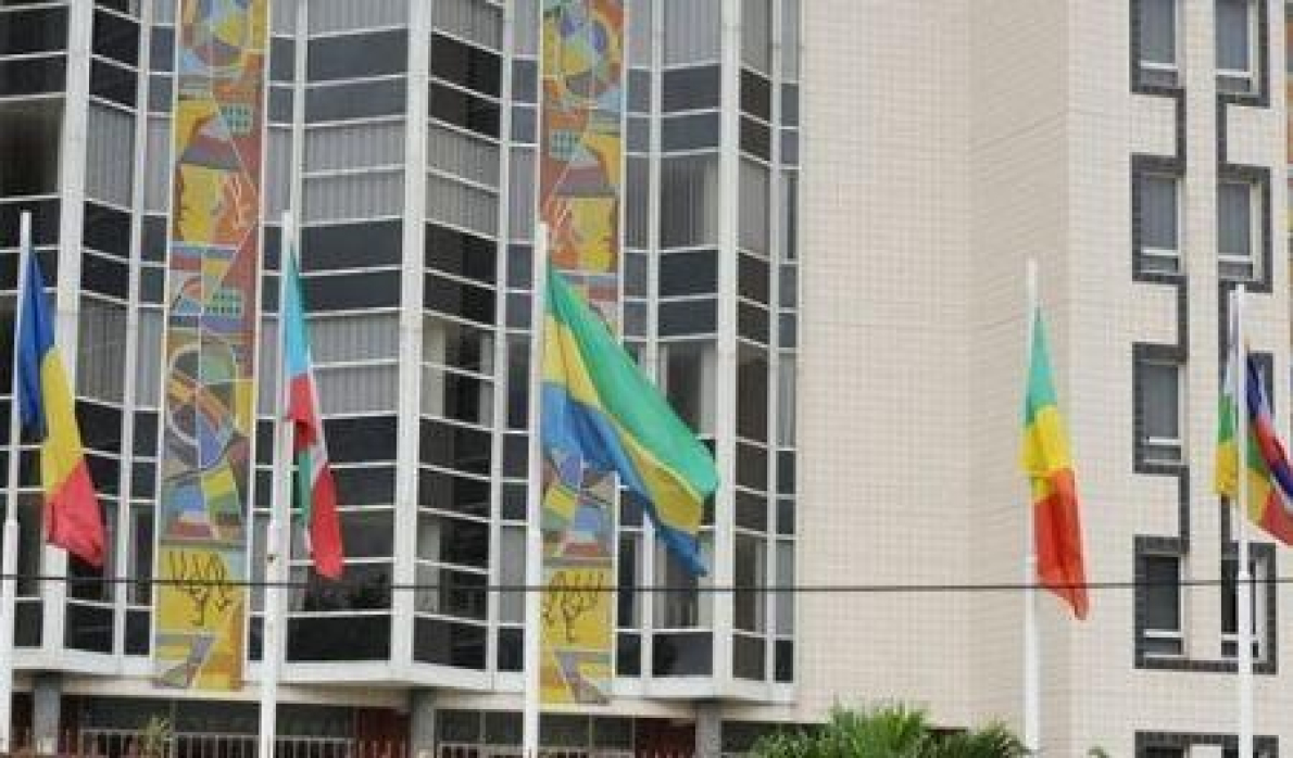 Cemac: Cobac inicia discuss&otilde;es sobre o aumento do capital m&iacute;nimo dos bancos em 2026