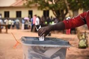 Uganda: elei&ccedil;&otilde;es gerais marcadas para 15 de janeiro de 2026