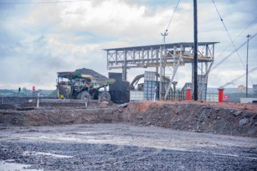 Z&acirc;mbia: FQM opta pela hidroeletricidade apesar do crescimento da energia solar.