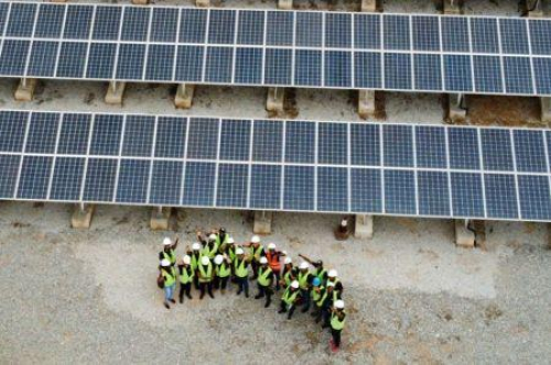 Z&acirc;mbia: Ignite Energy Access coloca em opera&ccedil;&atilde;o 15 mini redes solares no leste do pa&iacute;s