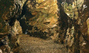 Produ&ccedil;&atilde;o da mina de ouro ganesa Ahafo cai 31% anualmente no 3&ordm; trimestre