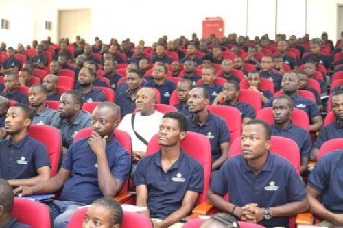 costa-do-marfim-mobiliza-1-800-professores-de-ciencias-para-reforcar-o-ensino-de-matematica-e-fisica