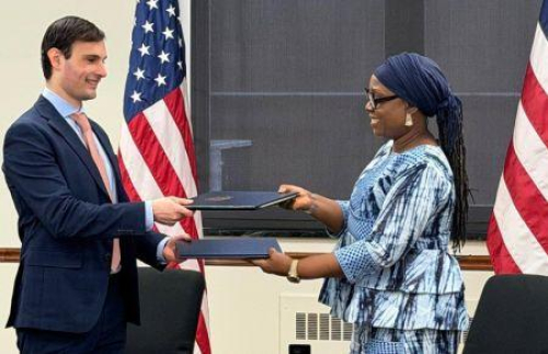 Lib&eacute;ria &ndash; EUA: memorando de entendimento de 124 milh&otilde;es de d&oacute;lares para refor&ccedil;ar o sistema de sa&uacute;de