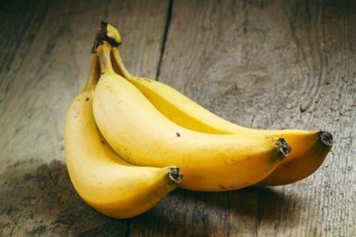 O Gana lidera o crescimento das exporta&ccedil;&otilde;es africanas de bananas em 2025