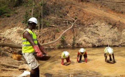 ghana-producao-artesanal-de-ouro-prevista-para-alcancar-um-nivel-recorde-nos-proximos-3-anos