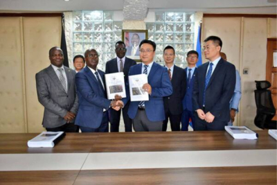 No Qu&eacute;nia, um projeto de duplica&ccedil;&atilde;o de estrada de 23,5 km para melhorar a fluidez do tr&aacute;fego em Nairobi