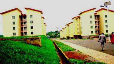 entre-promessas-e-obstaculos-o-desafio-das-habitacoes-sociais-no-camaroes