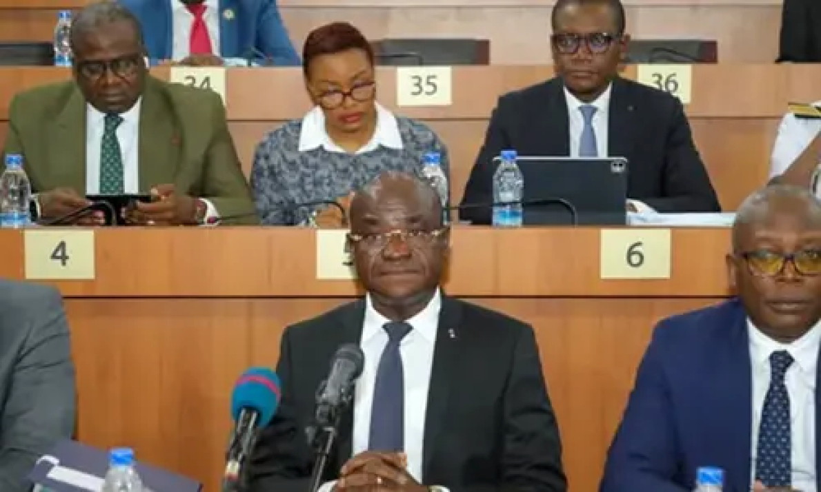 C&ocirc;te d&rsquo;Ivoire destina $146,9 milh&otilde;es para o Minist&eacute;rio da Transi&ccedil;&atilde;o Digital em 2026