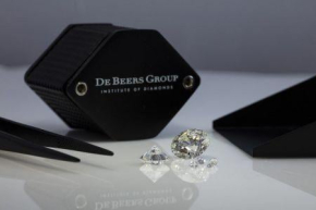 Diamantes: a De Beers aumenta a sua produ&ccedil;&atilde;o no primeiro trimestre, mas mant&eacute;m prud&ecirc;ncia para 2026