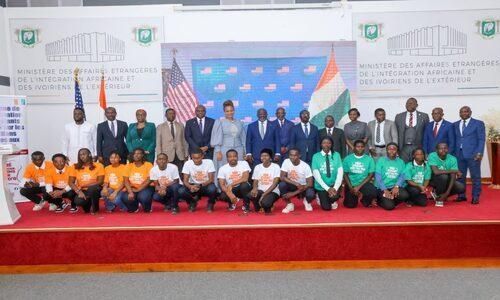 Governo da Costa do Marfim convida diáspora estudantil a voltar para o país