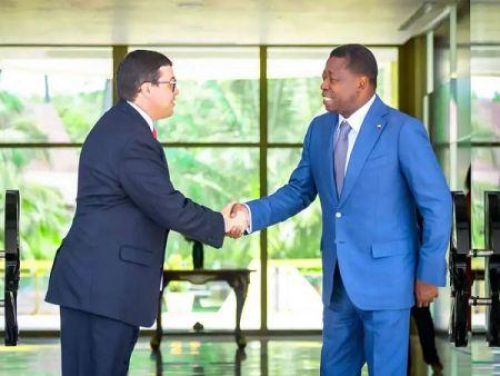 Togo e Estados Unidos refor&ccedil;am o di&aacute;logo sobre seguran&ccedil;a e migra&ccedil;&atilde;o