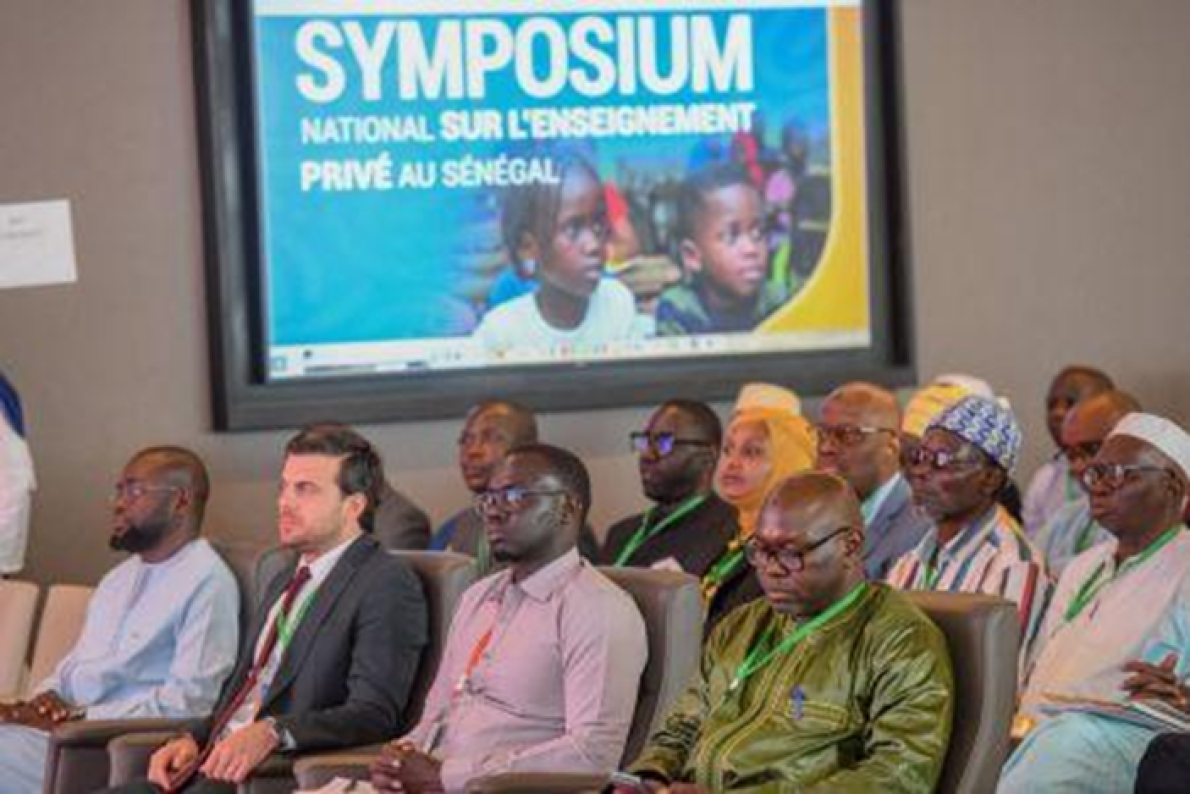 Perante a press&atilde;o escolar, o Senegal quer regular o seu ensino privado