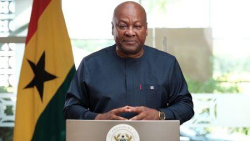 Gana: John Dramani Mahama &eacute; esperado na Coreia do Sul esta ter&ccedil;a-feira.