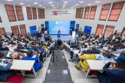 Professores-Investigadores Ensino Superior: Guin&eacute; Refor&ccedil;a o Seu Corpo Docente com 300