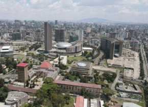 Treze países africanos deverão registar um crescimento superior a 6% em 2026 (The Economist Intelligence Unit).