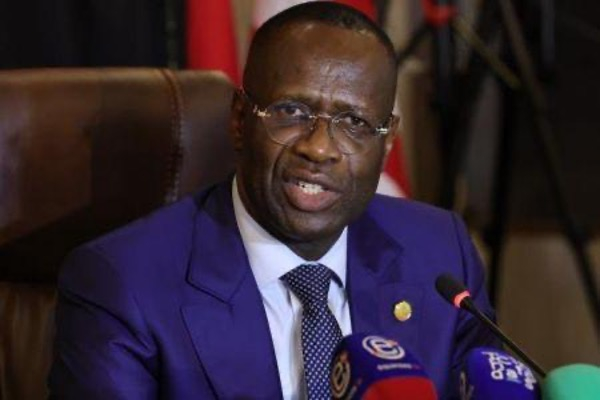 Yvon Sana Bangui eleito presidente da Associa&ccedil;&atilde;o dos Bancos Centrais Africanos por um ano