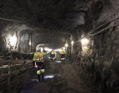 No Zimbabwe, a mina Blanket entregou 58.846 on&ccedil;as de ouro nos primeiros 9 meses de 2025