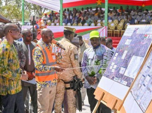 Burkina Faso: Trabalhos de reabilita&ccedil;&atilde;o e asfaltamento no eixo Bobo-Dioulasso &ndash; Orodara