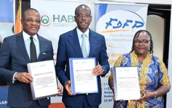 🇨🇮 Costa do Marfim vai formar 50 empresas em governan&ccedil;a e luta contra a corrup&ccedil;&atilde;o